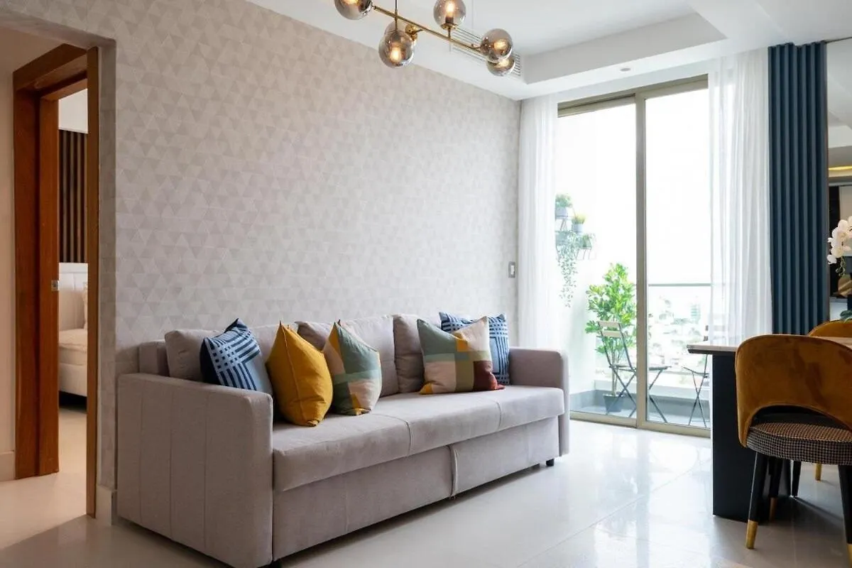 Arpel 6 Suites By Yellowkey Los Prados